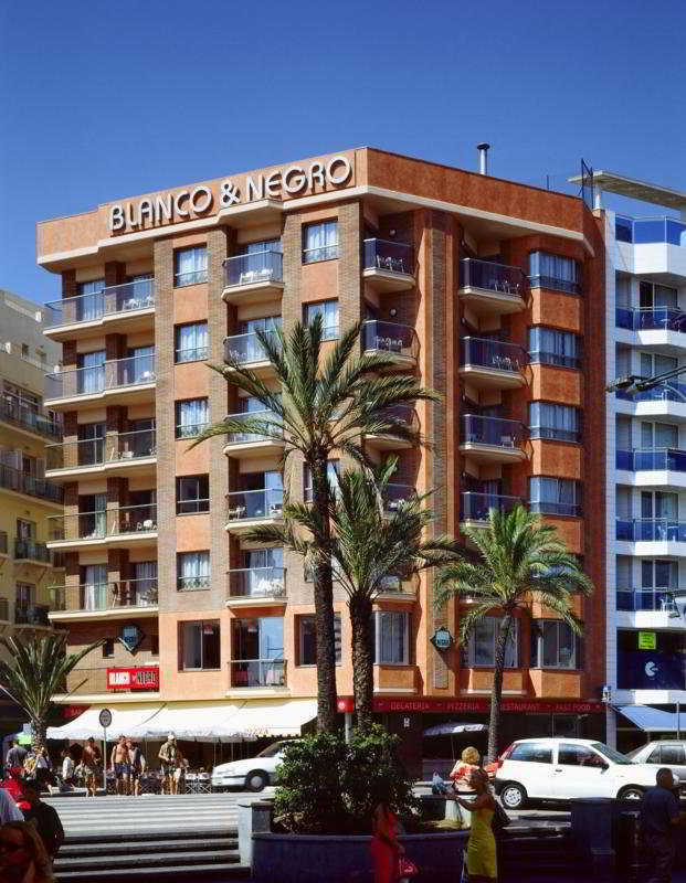 Blanco Y Negro Apartments Lloret de Mar Eksteriør billede